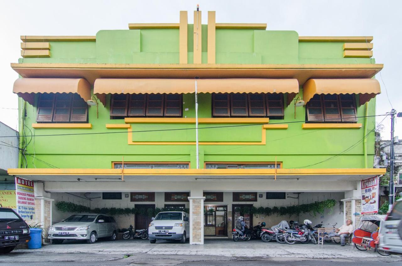 Hotel Keprabon Solo Exteriér fotografie